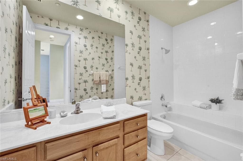 1485 Chesapeake Ave, Naples, FL 34102-23