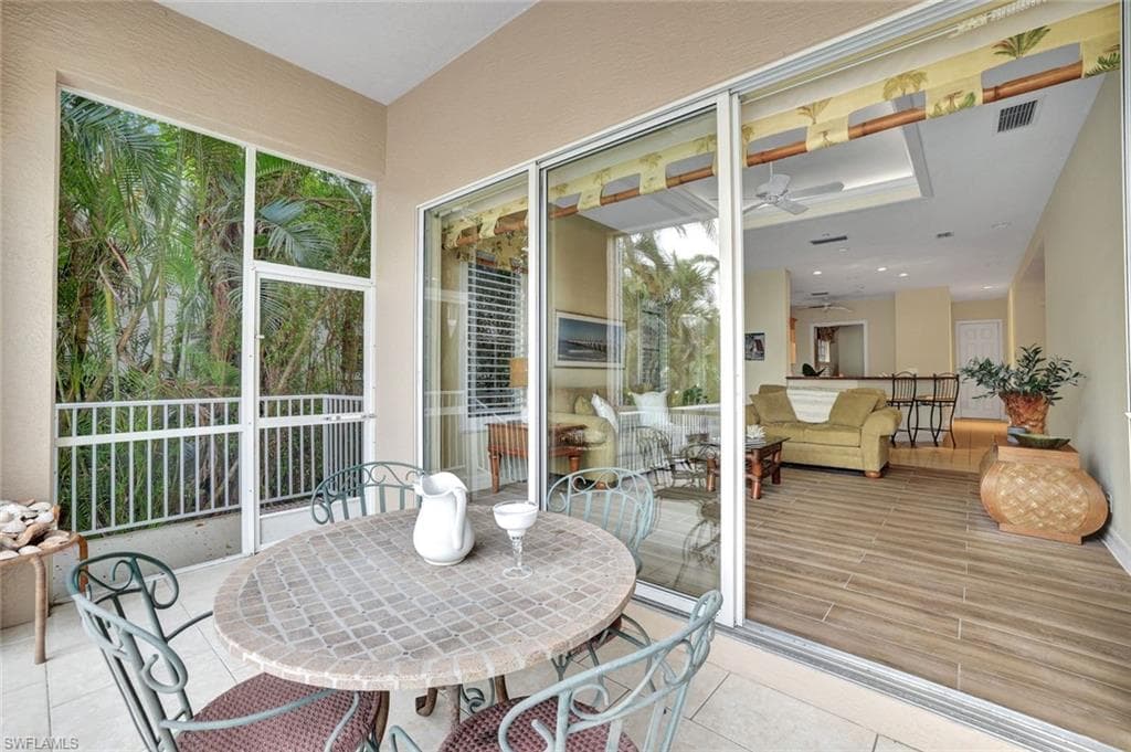 1485 Chesapeake Ave, Naples, FL 34102-24