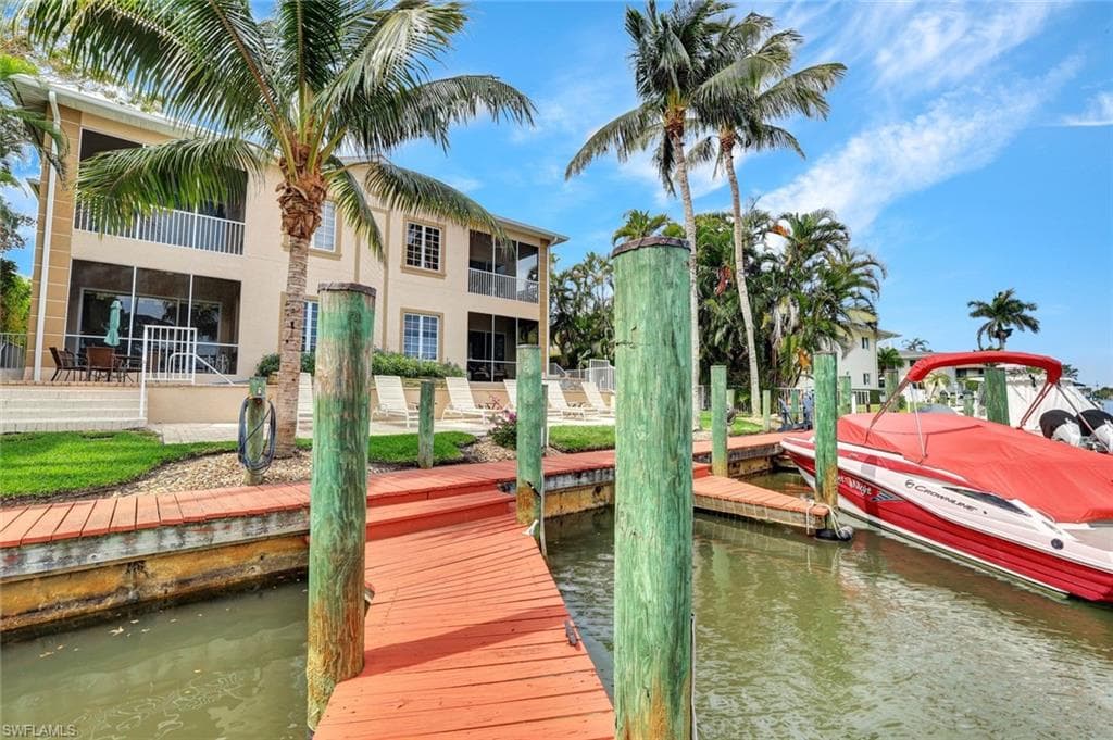 1485 Chesapeake Ave, Naples, FL 34102-30