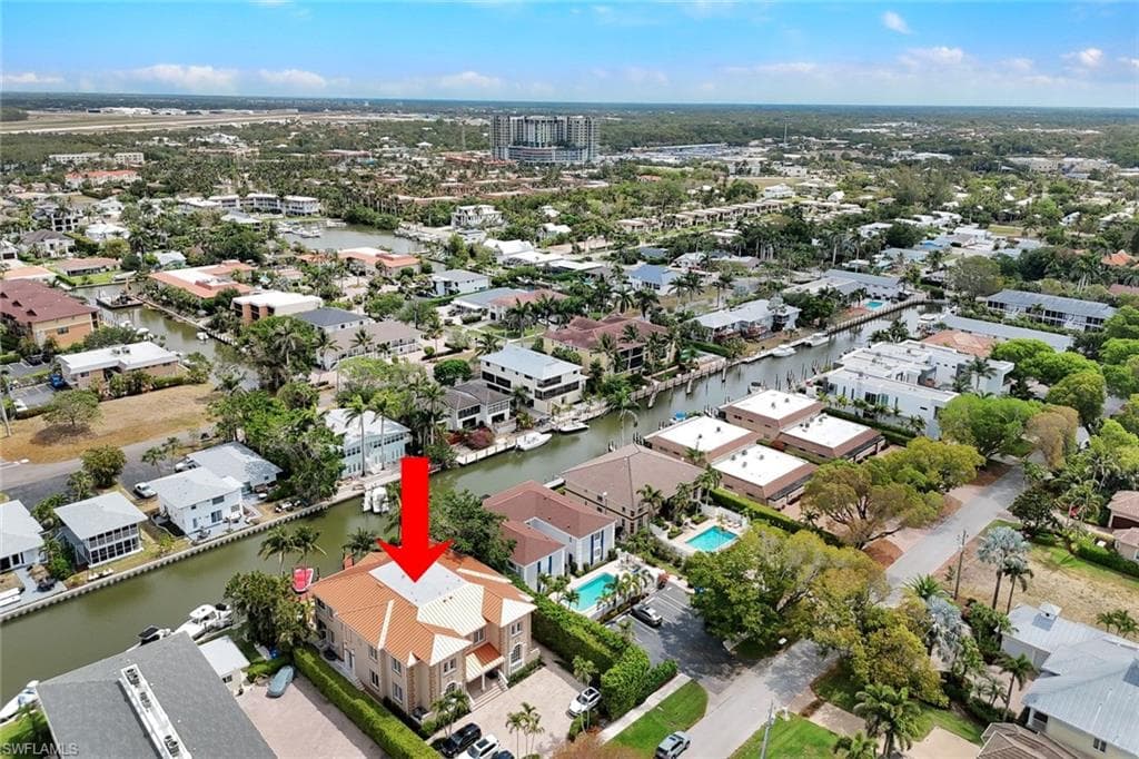 1485 Chesapeake Ave, Naples, FL 34102-33