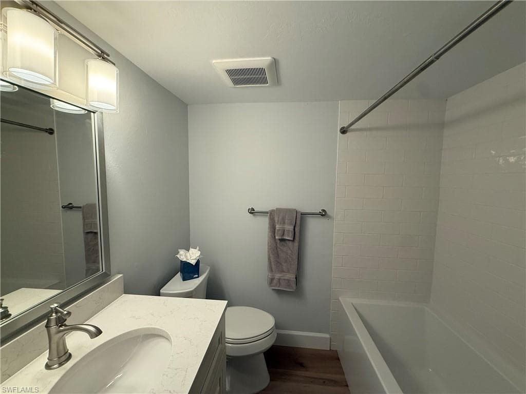 1523 Chesapeake Ave B4, Naples, FL 34102-17