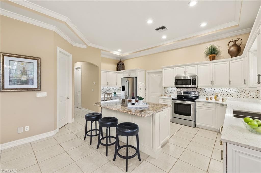 3608 Heron Point Ct, Bonita Springs, FL 34134-10