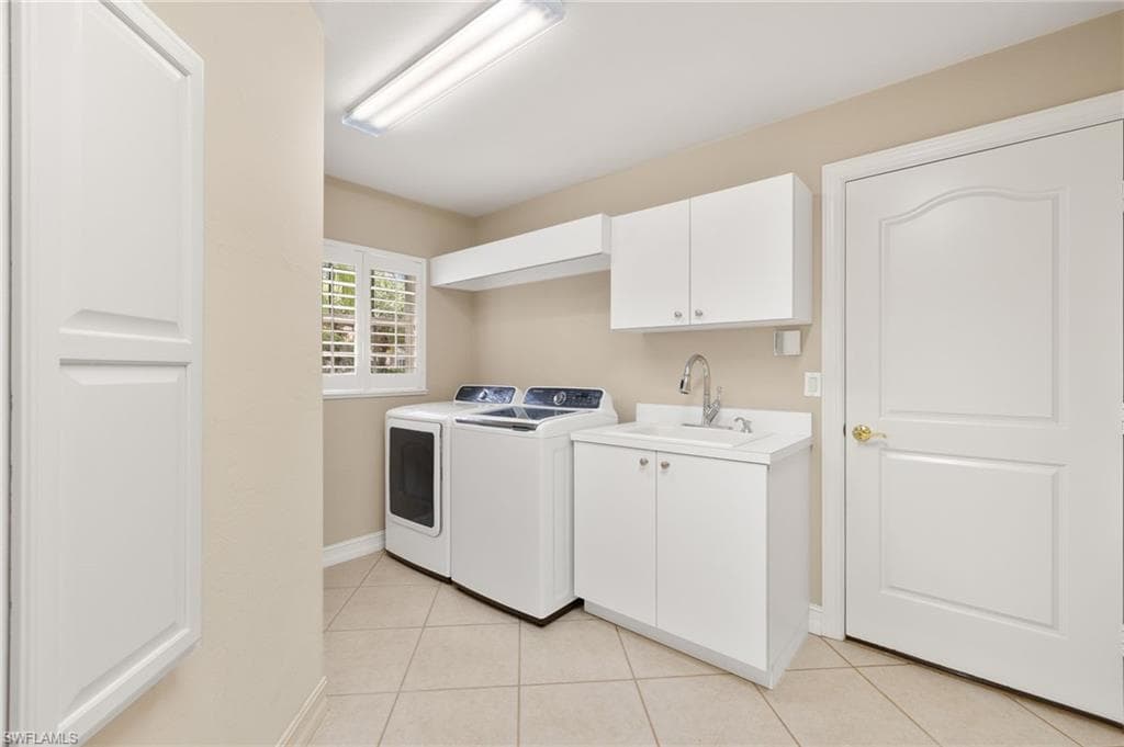 3608 Heron Point Ct, Bonita Springs, FL 34134-25