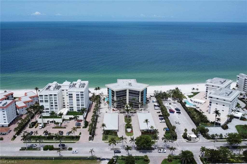 3399 Gulf Shore Blvd N 303, Naples, FL 34103-33