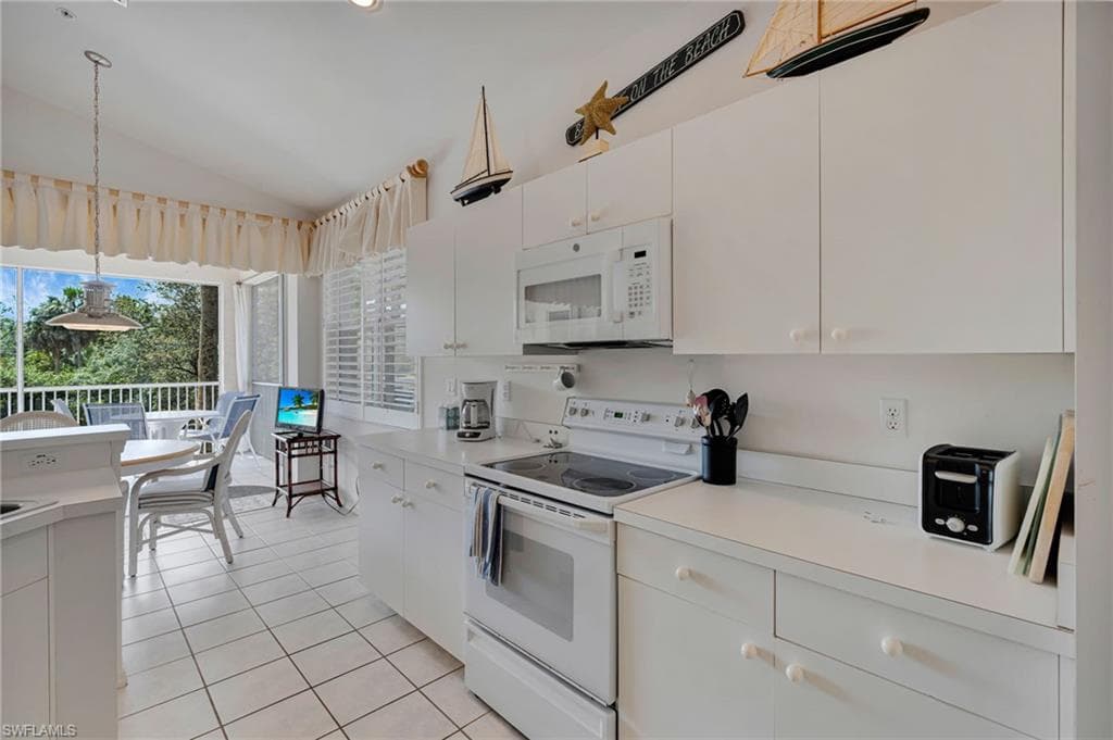 25224 Pelican Creek Cir 203, Bonita Springs, FL 34134-10