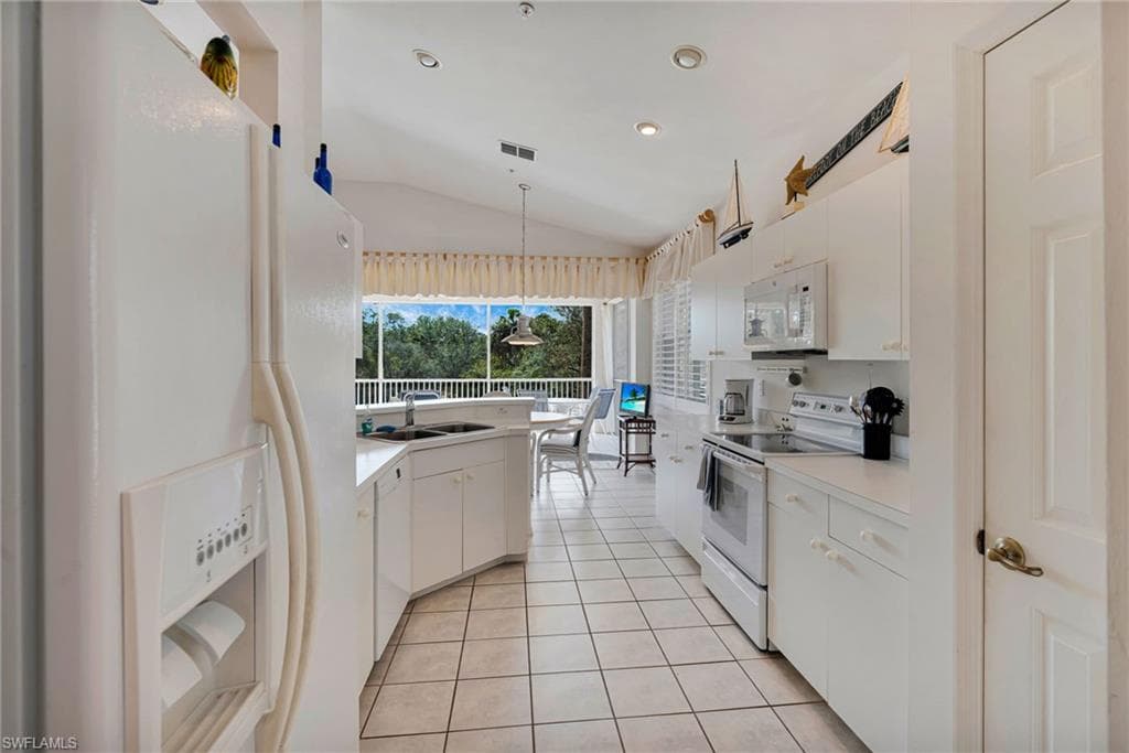 25224 Pelican Creek Cir 203, Bonita Springs, FL 34134-11