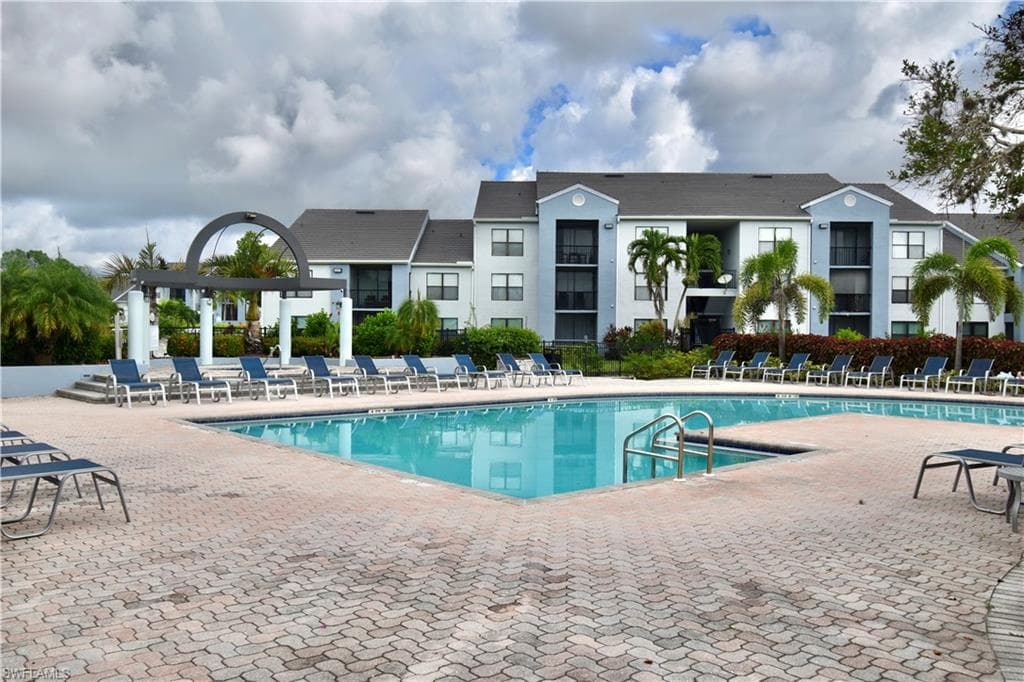 13605 Eagle Ridge Dr 1721, Fort Myers, FL 33912-19