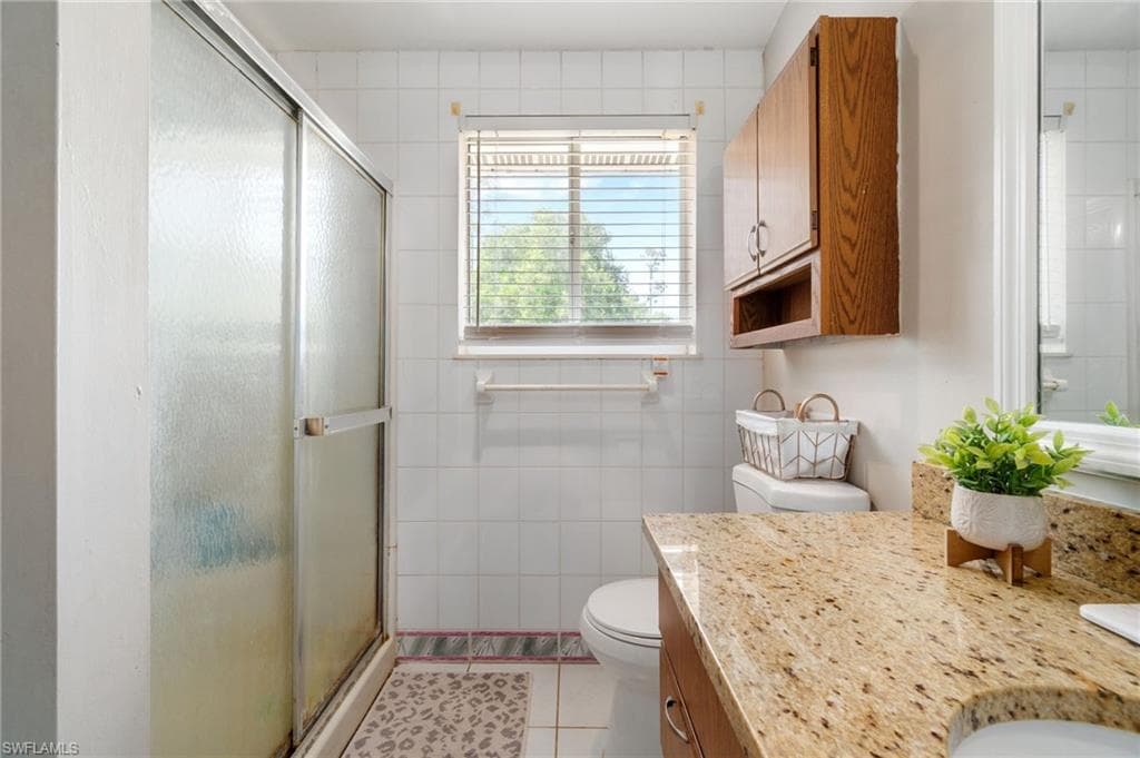 3321 Golden Gate Blvd E, Naples, FL 34120-13