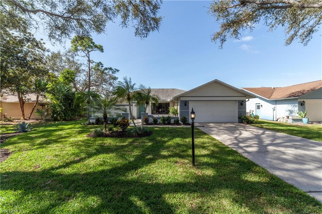 19160 Cypress View Dr, Fort Myers, FL 33967-2