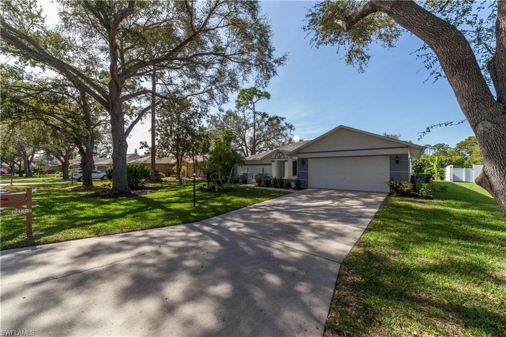 19160 Cypress View Dr, Fort Myers, FL 33967-3
