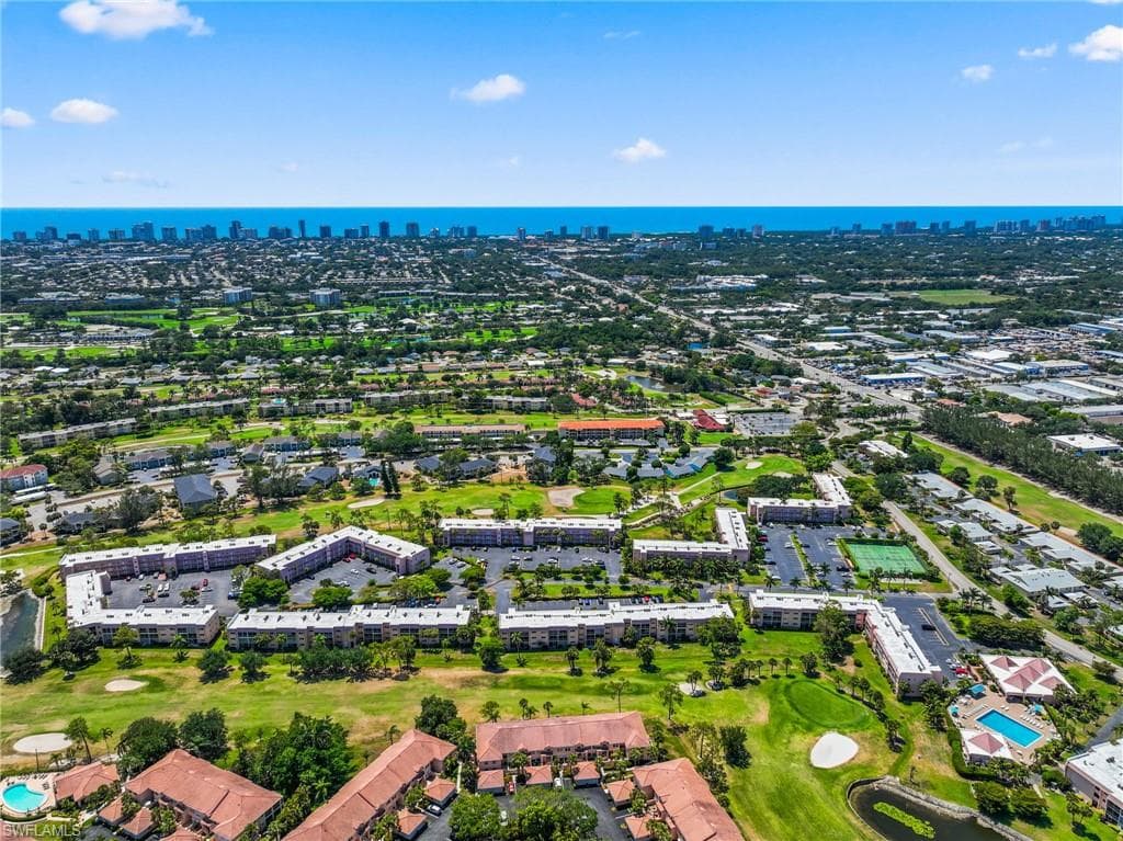 190 Turtle Lake Ct 311, Naples, FL 34105-32