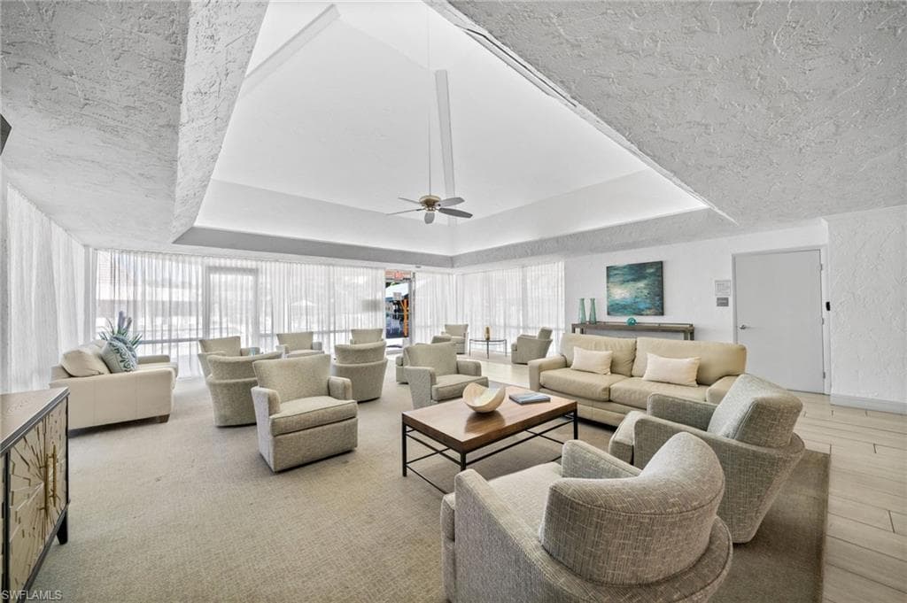 190 Turtle Lake Ct 311, Naples, FL 34105-36