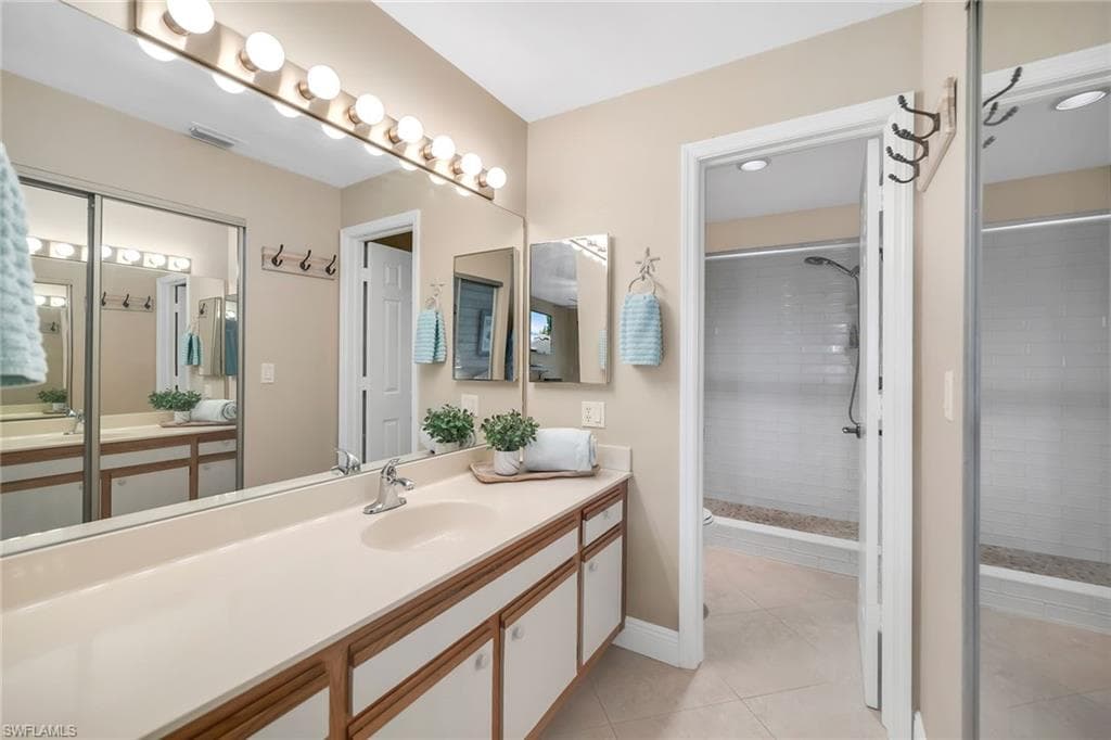 676 Elkcam Cir 1222, Marco Island, FL 34145-23