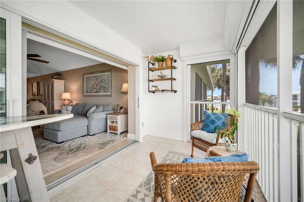 676 Elkcam Cir 1222, Marco Island, FL 34145-33
