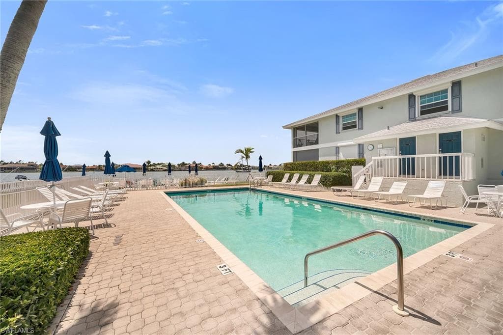 676 Elkcam Cir 1222, Marco Island, FL 34145-44
