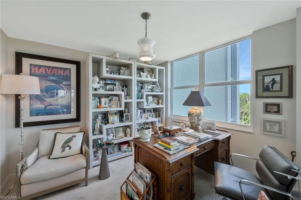 6573 Marissa Loop 303, Naples, FL 34108-15