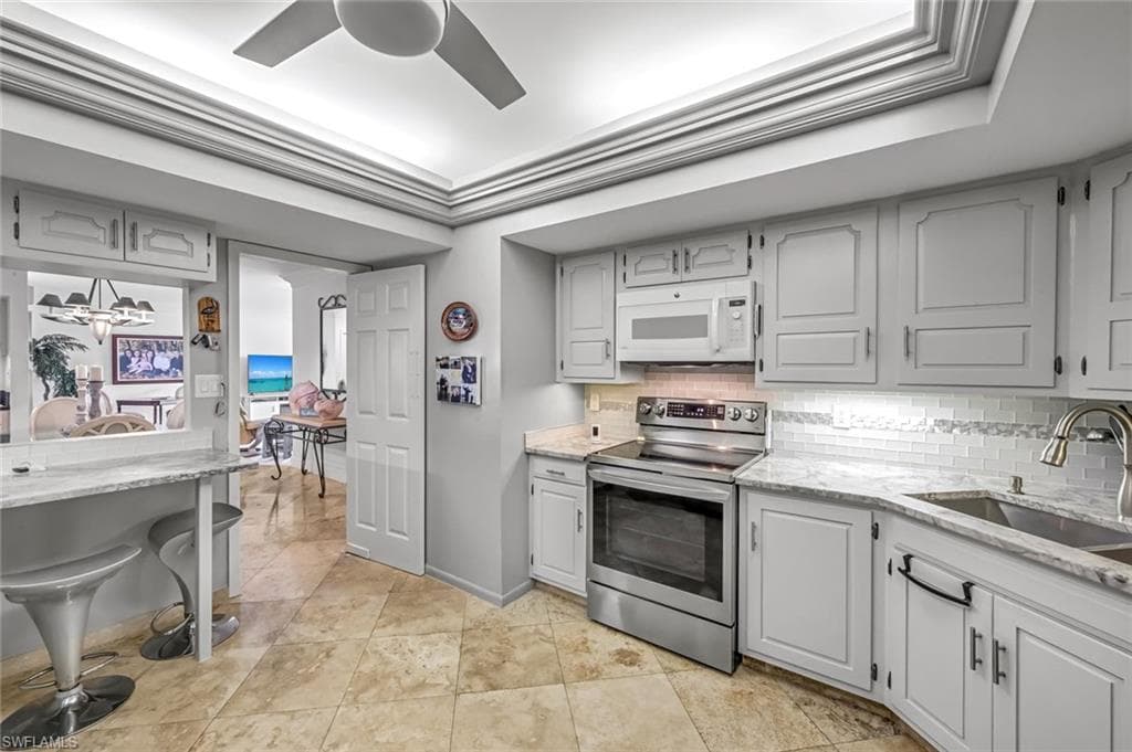 174 Collier Blvd 304, Marco Island, FL 34145-16