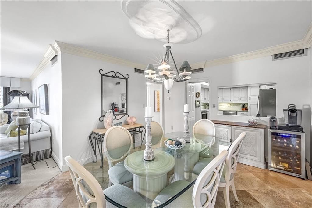 174 Collier Blvd 304, Marco Island, FL 34145-20