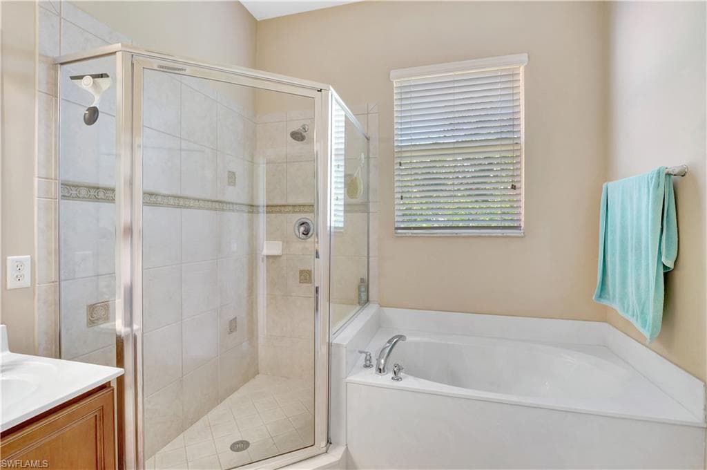 9820 Healthpark Cir 101, Fort Myers, FL 33908-24