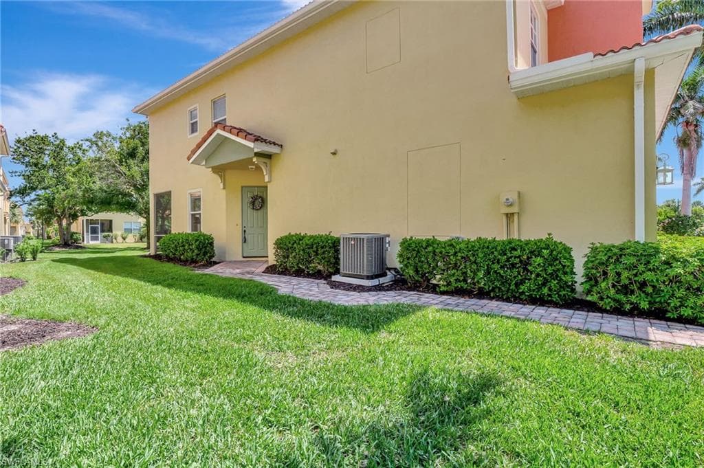 9820 Healthpark Cir 101, Fort Myers, FL 33908-39
