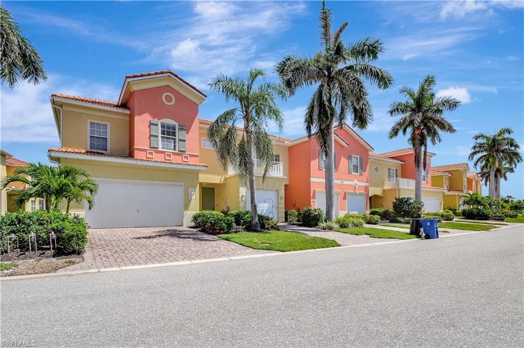 9820 Healthpark Cir 101, Fort Myers, FL 33908-4