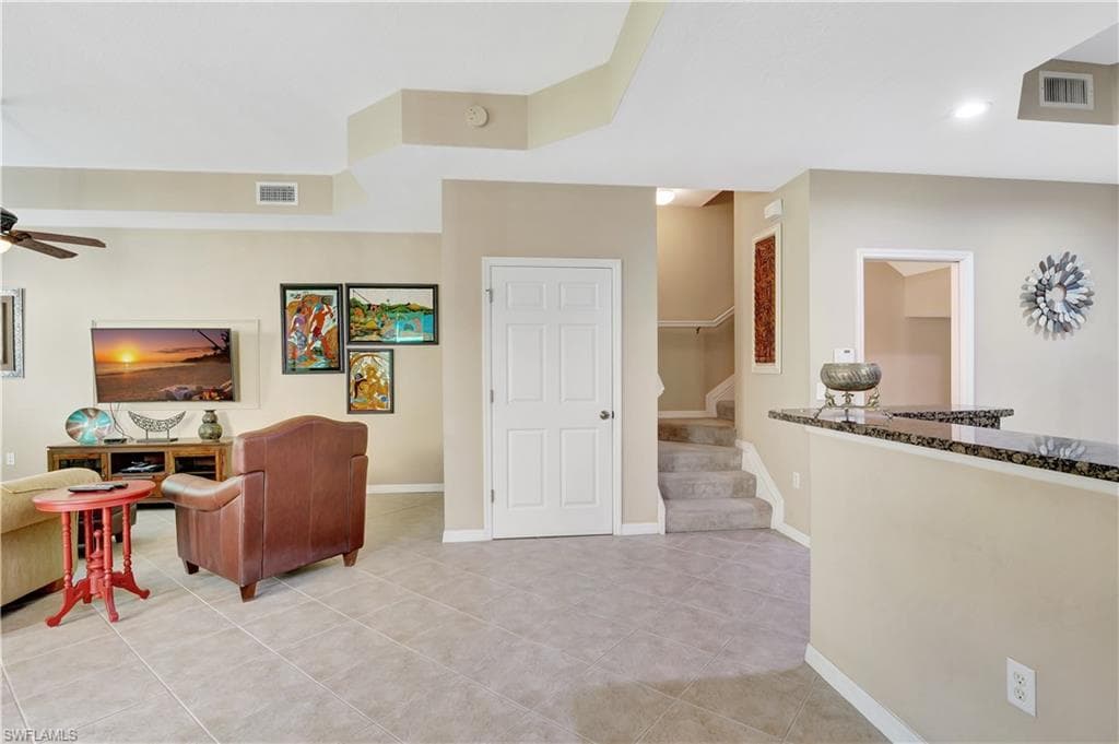 9820 Healthpark Cir 101, Fort Myers, FL 33908-6