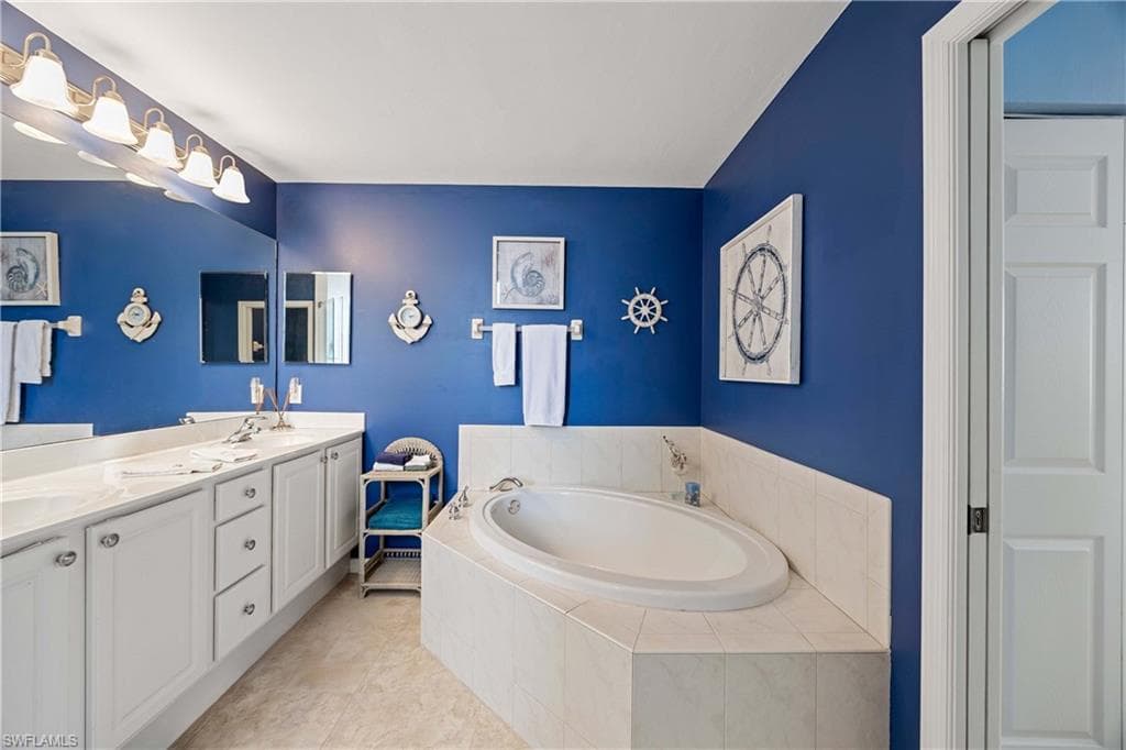3965 Bishopwood Ct E 101, Naples, FL 34114-18