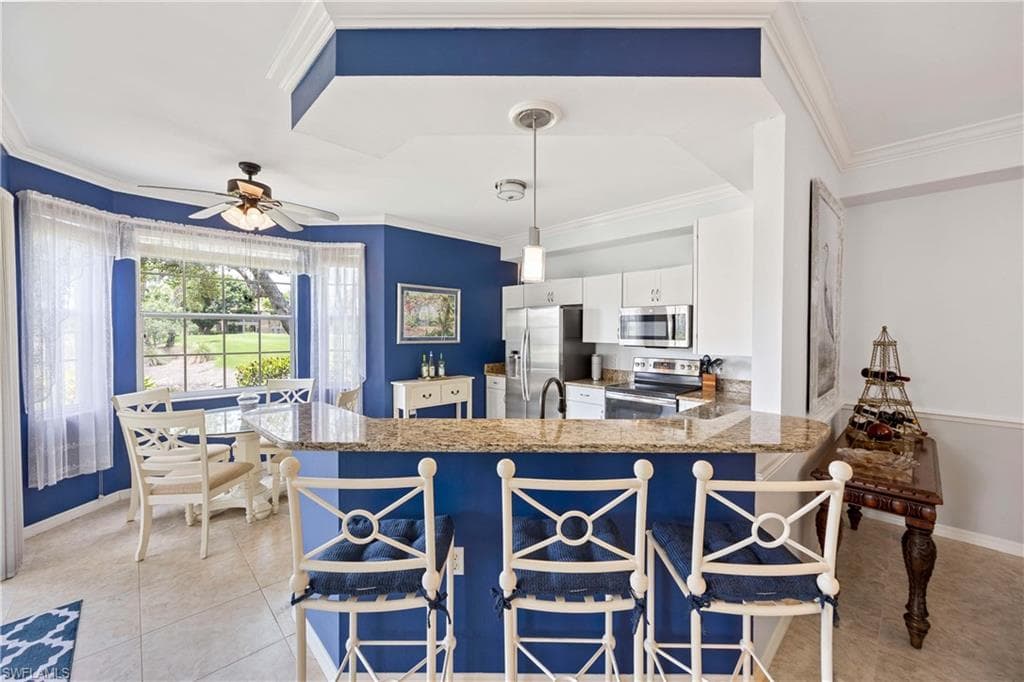 3965 Bishopwood Ct E 101, Naples, FL 34114-1