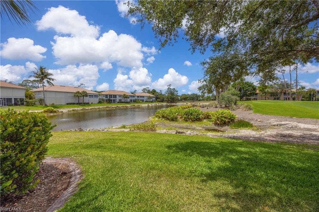 3965 Bishopwood Ct E 101, Naples, FL 34114-27