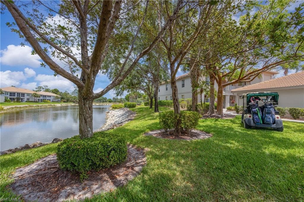 3965 Bishopwood Ct E 101, Naples, FL 34114-32