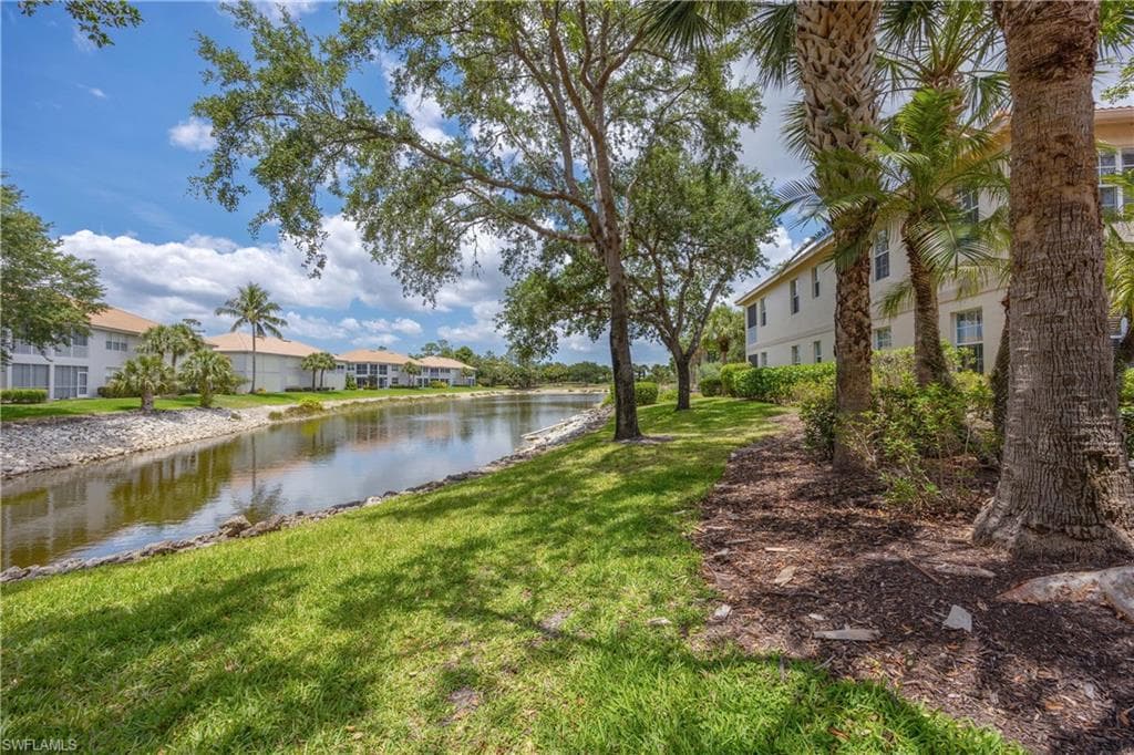 3965 Bishopwood Ct E 101, Naples, FL 34114-33