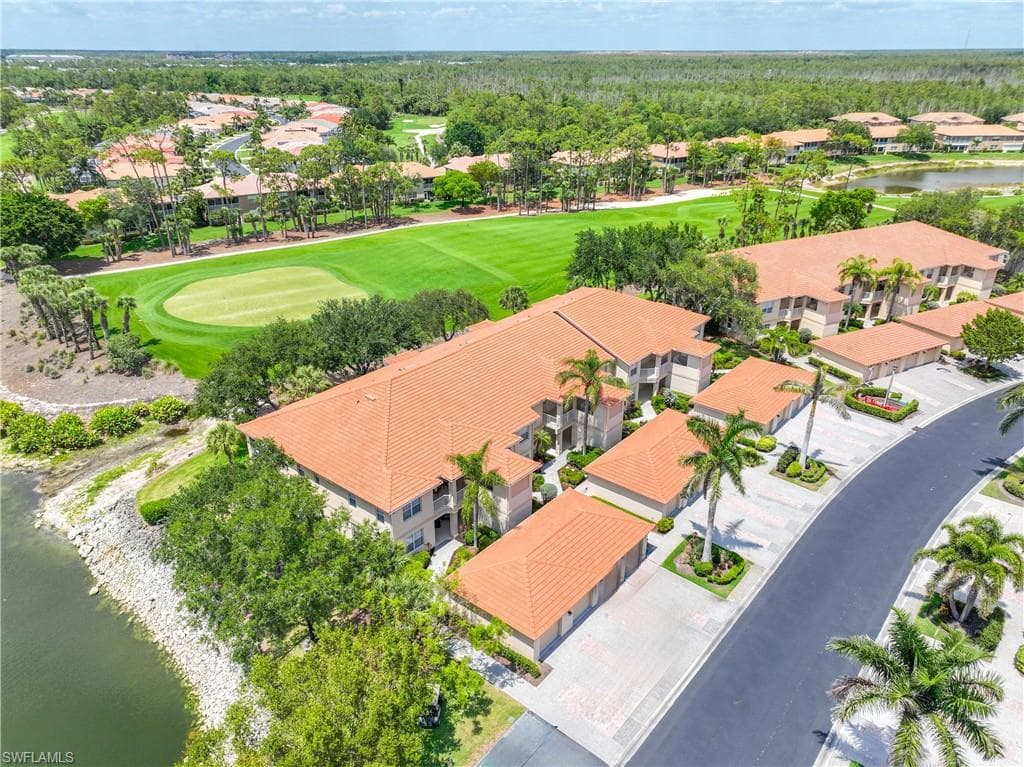 3965 Bishopwood Ct E 101, Naples, FL 34114-3
