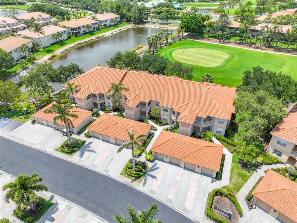 3965 Bishopwood Ct E 101, Naples, FL 34114-4