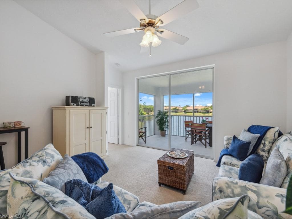 6310 Huntington Lakes Cir 203, Naples, FL 34119-10