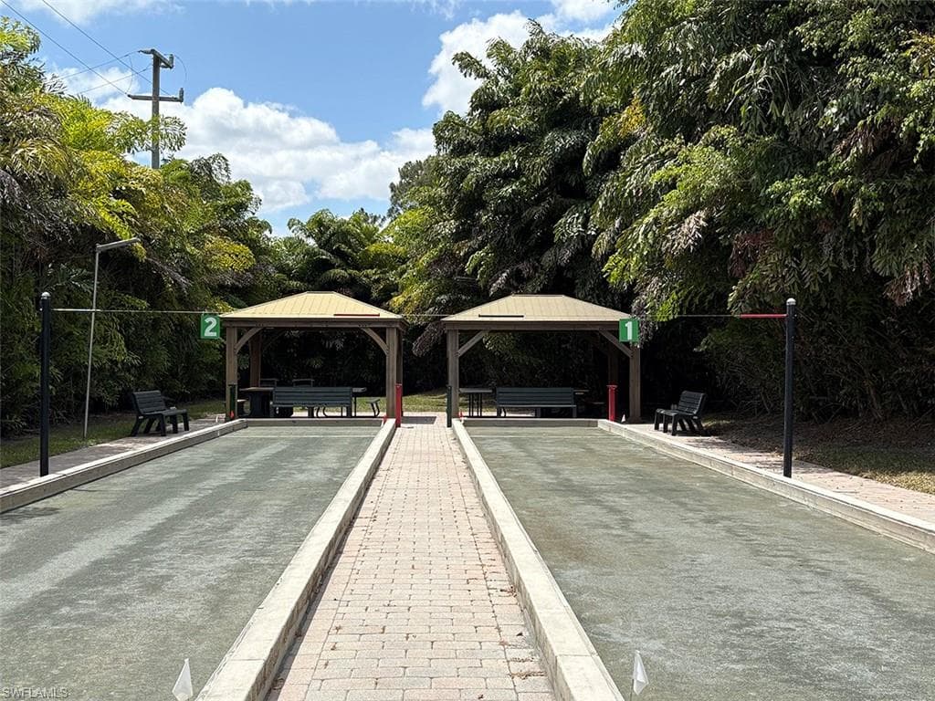 6310 Huntington Lakes Cir 203, Naples, FL 34119-30