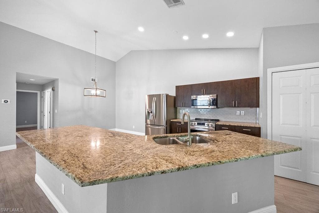 1429 Monarch Cir, Naples, FL 34116-15