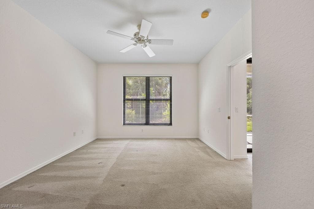 1429 Monarch Cir, Naples, FL 34116-30
