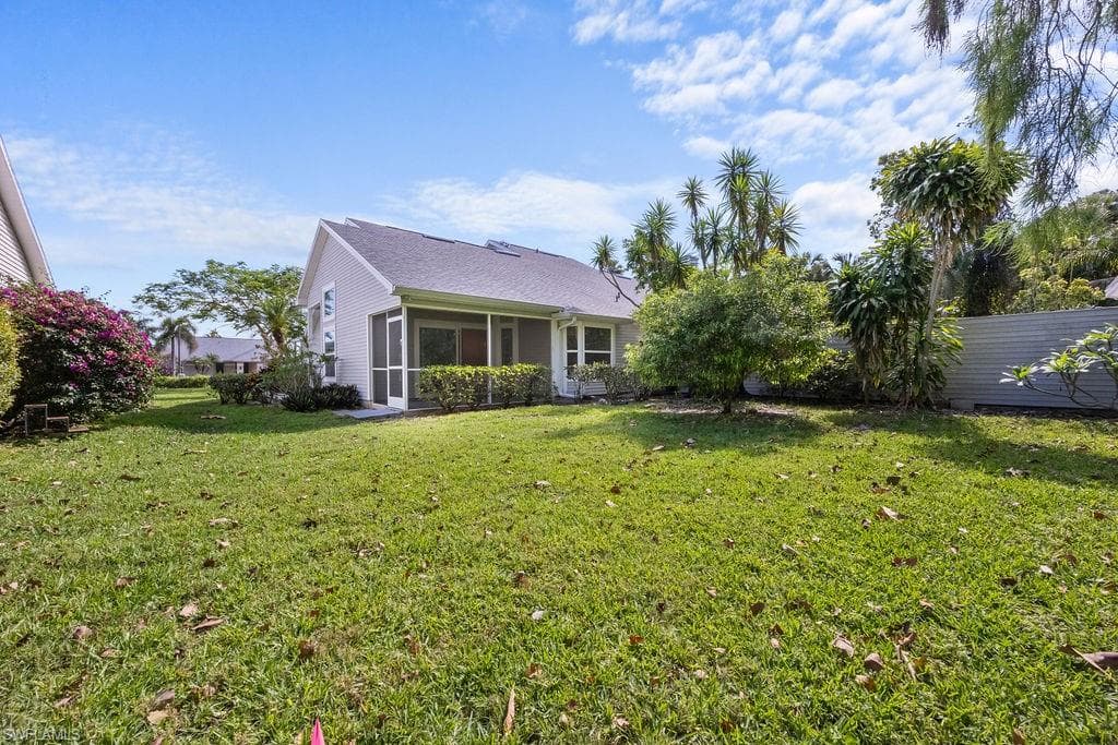 1429 Monarch Cir, Naples, FL 34116-35