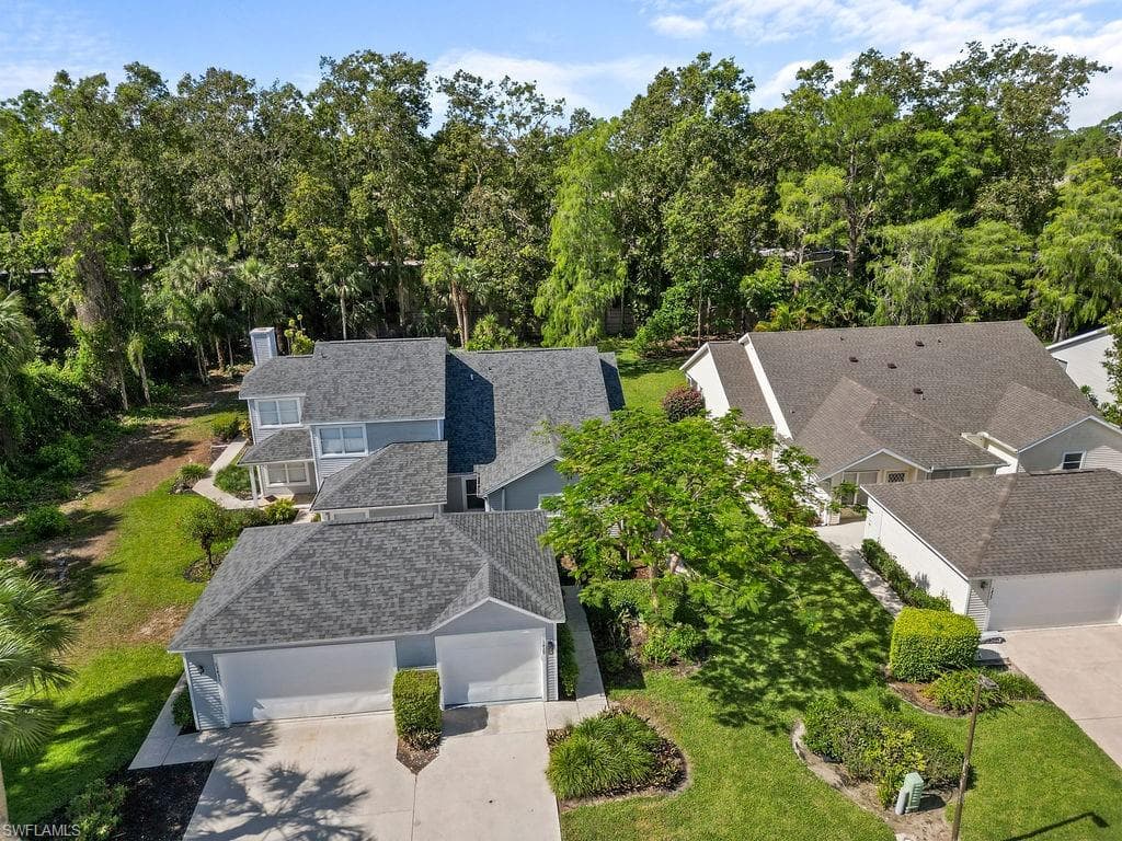 1429 Monarch Cir, Naples, FL 34116-37