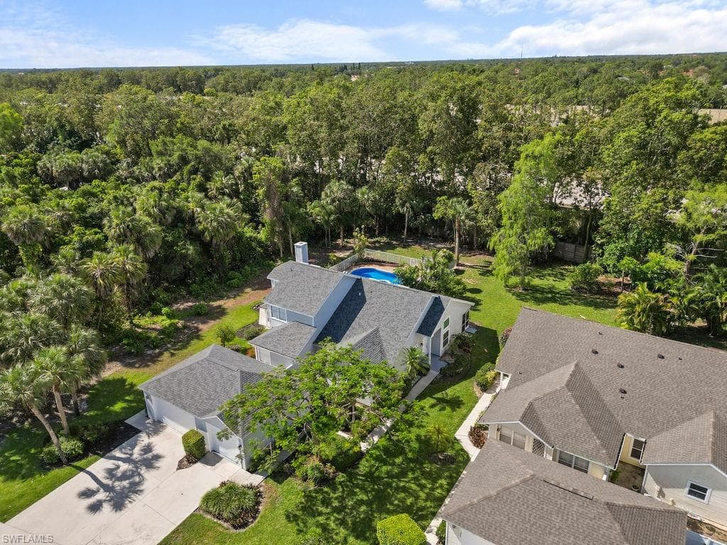 1429 Monarch Cir, Naples, FL 34116-38
