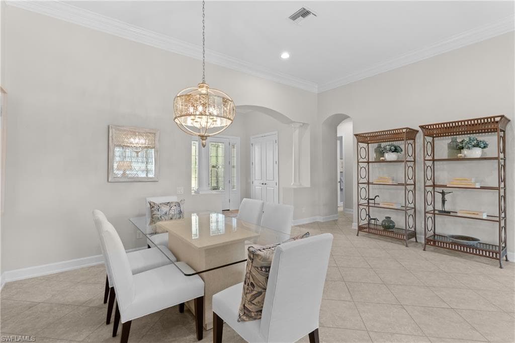 8880 Savona Ct, Naples, FL 34119-12