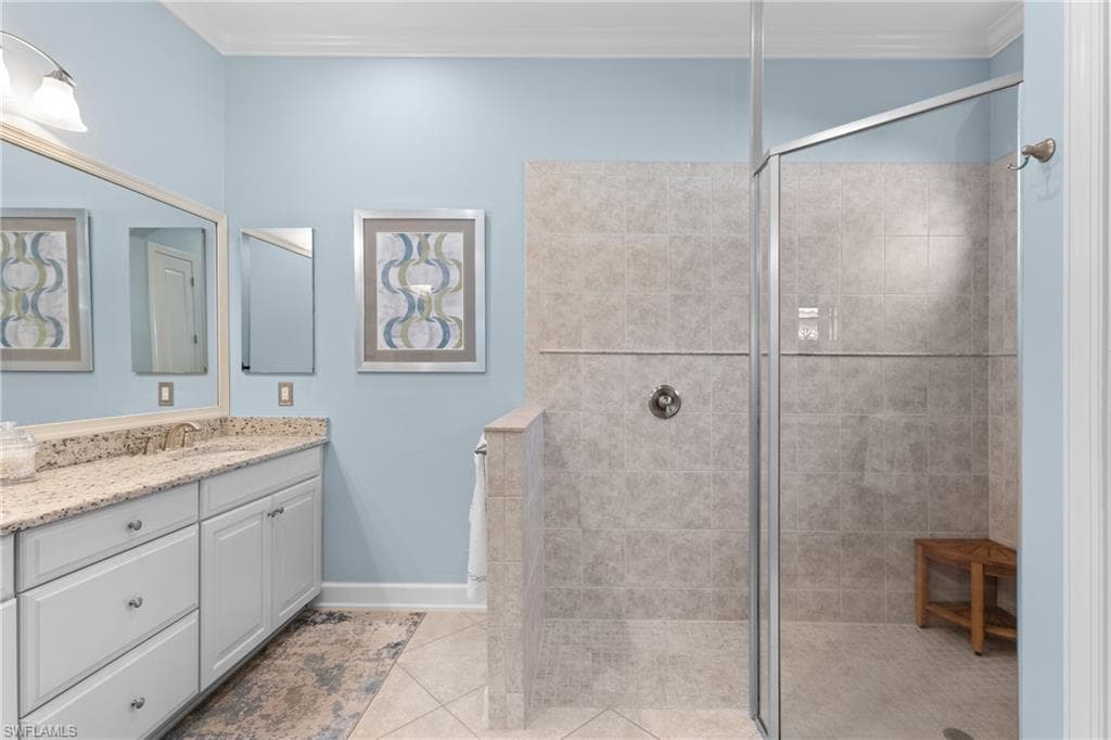 8880 Savona Ct, Naples, FL 34119-25