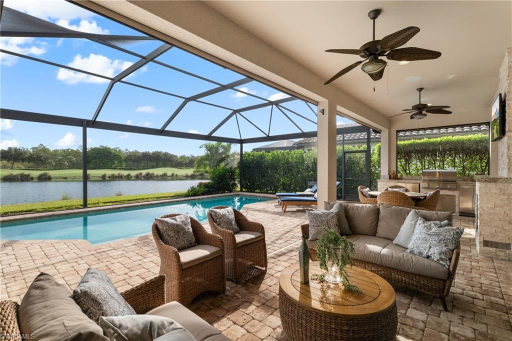 8880 Savona Ct, Naples, FL 34119-31