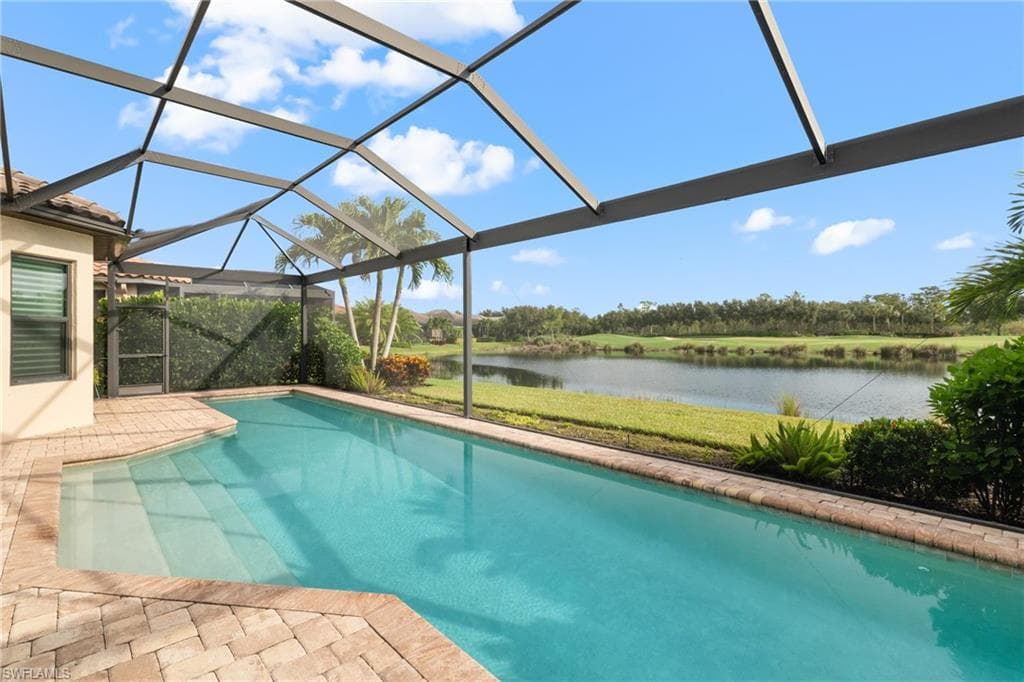 8880 Savona Ct, Naples, FL 34119-4