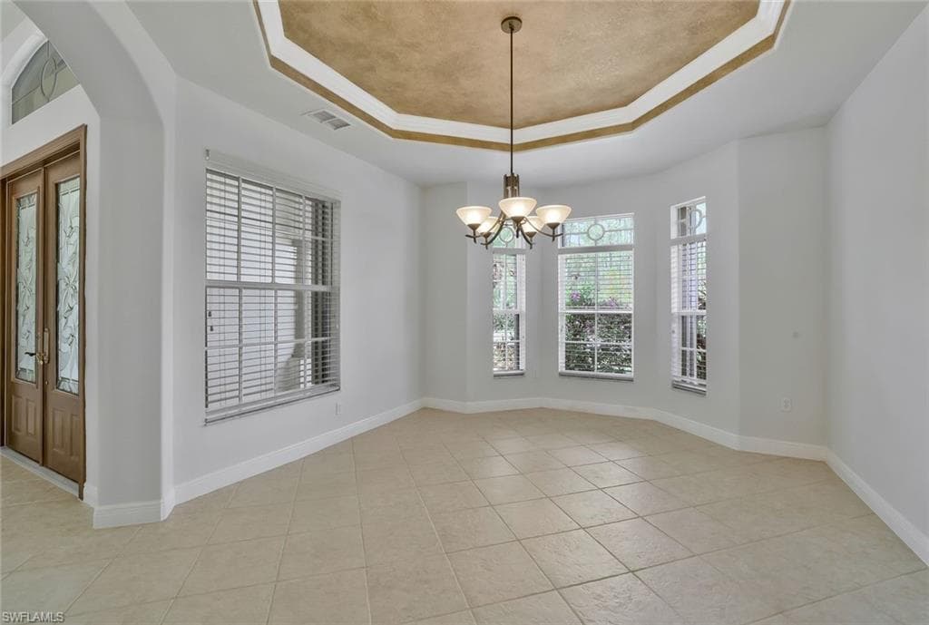 4923 Cerromar Dr, Naples, FL 34112-10