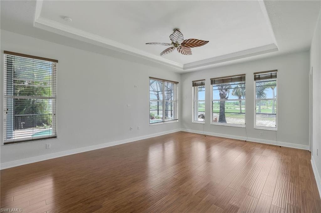 4923 Cerromar Dr, Naples, FL 34112-14