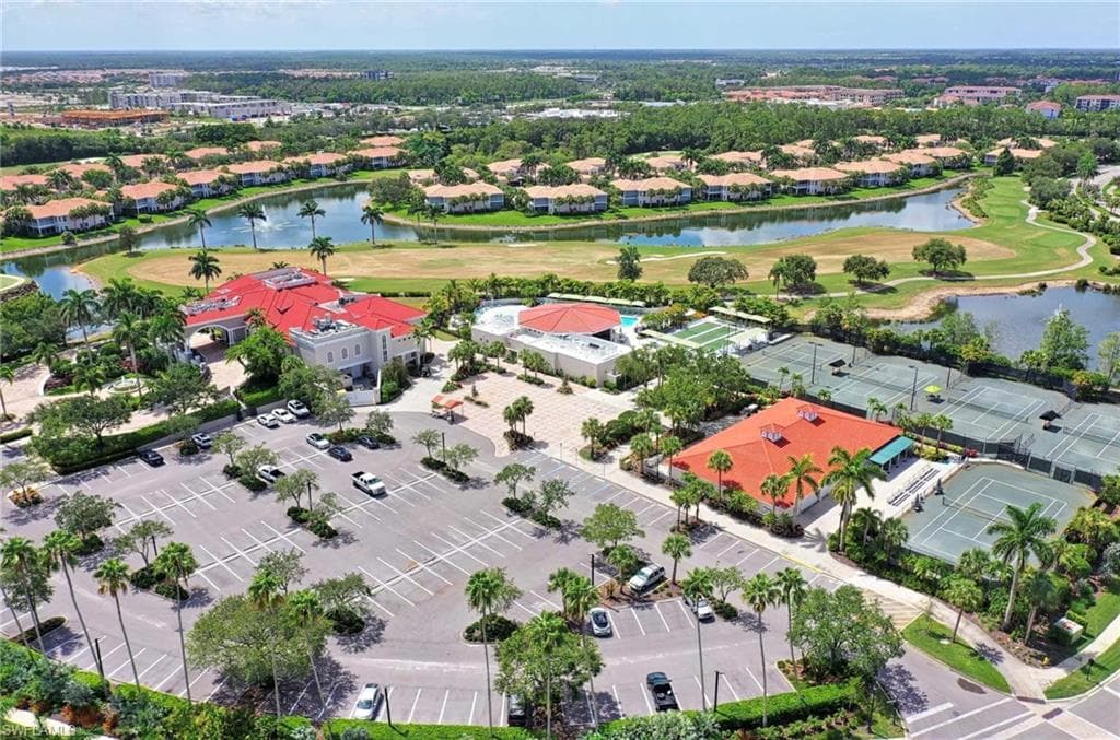 4923 Cerromar Dr, Naples, FL 34112-27