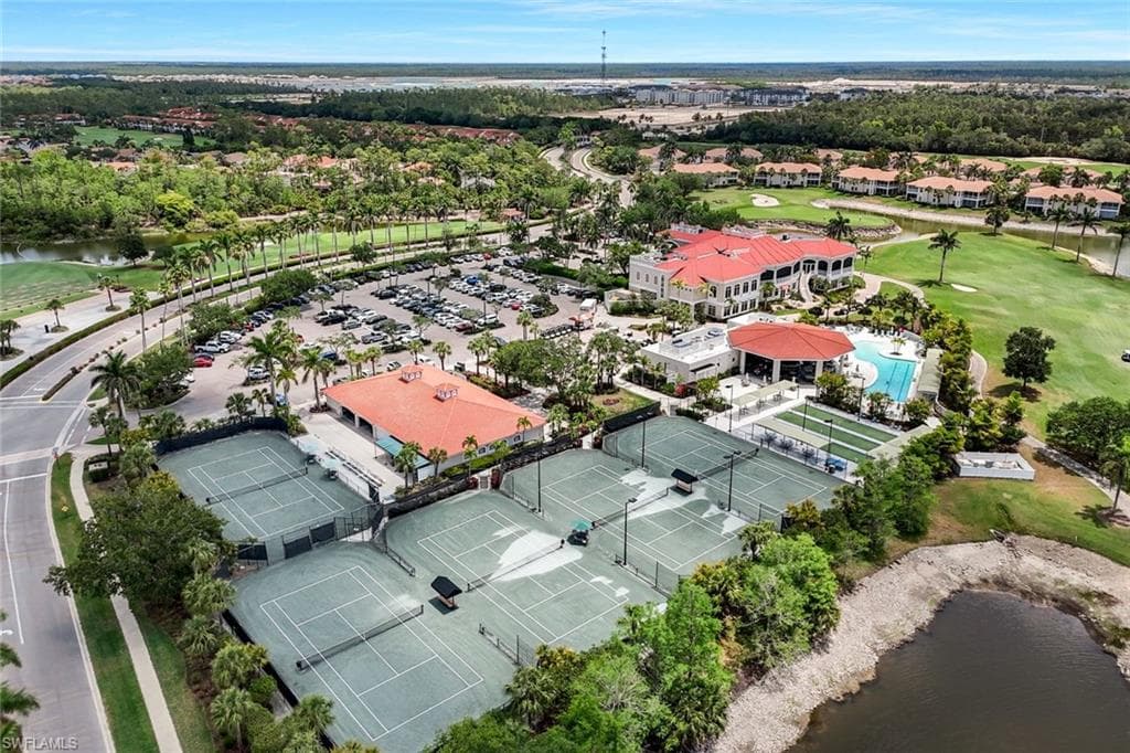 4923 Cerromar Dr, Naples, FL 34112-28