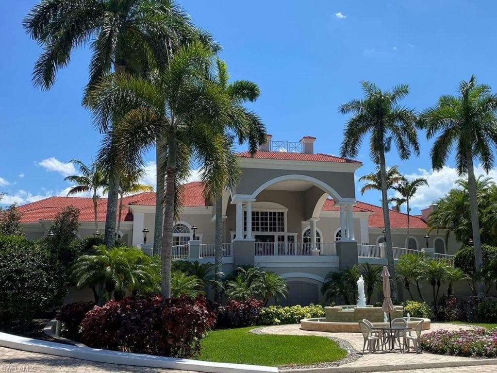 4923 Cerromar Dr, Naples, FL 34112-31