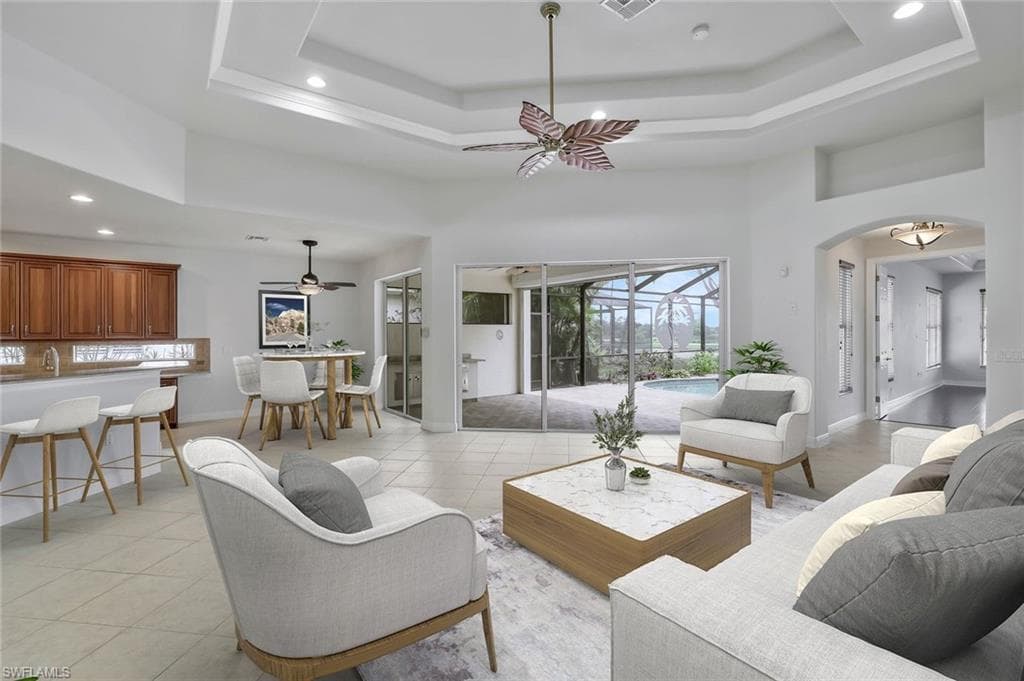 4923 Cerromar Dr, Naples, FL 34112-6